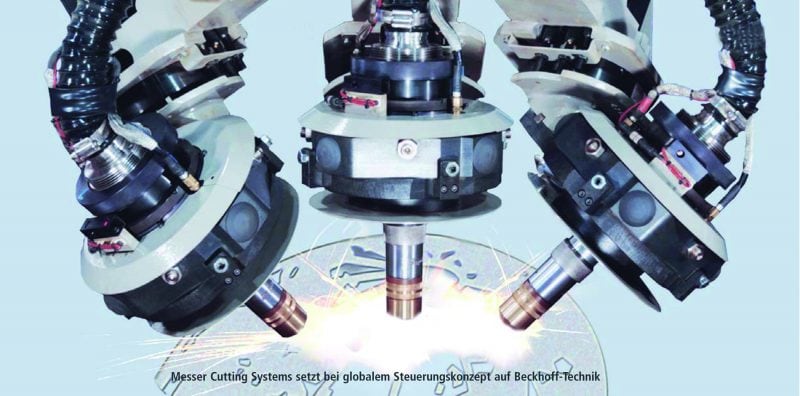 Roboter für das Plasmaschneiden 